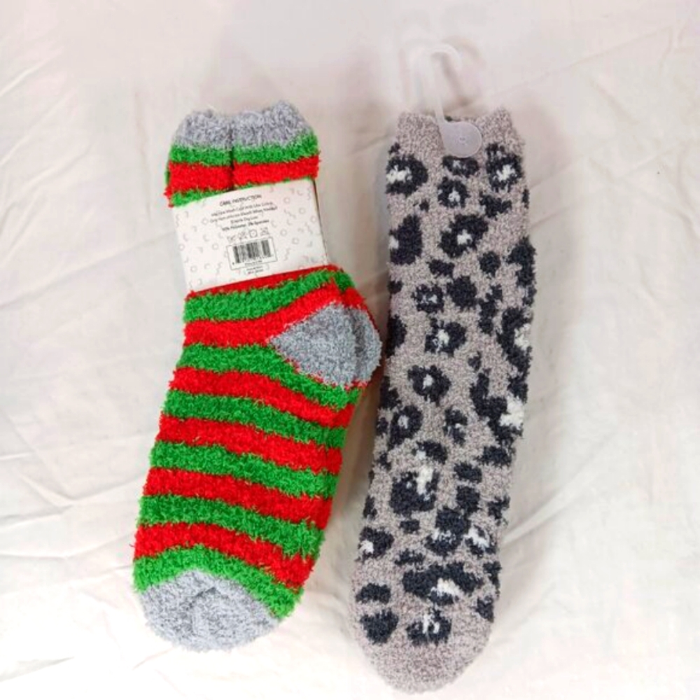 NWT Fleece Cozy Socks 2 Packs 4 Pairs Women's Size 9-11 - Picture 4 of 11